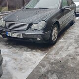 Mercedes-Benz 220